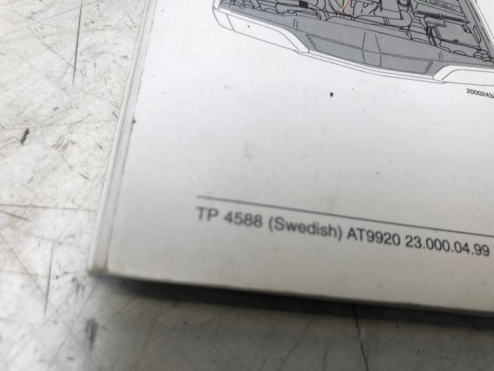 Livret d'instructions d'un Volvo V70 (GW/LW/LZ) 2.4 XC T 20V 4x4 1999
