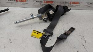 Used Front seatbelt, left Volvo V70 (GW/LW/LZ) 2.4 XC T 20V 4x4 Price on request offered by N Kossen Autorecycling BV