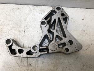 Used Power steering pump bracket BMW 5 serie (E60) 525d 24V Price on request offered by N Kossen Autorecycling BV