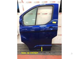 Używane Drzwi lewe wersja 2-drzwiowa Ford Transit Custom 2.0 TDCi 16V Eco Blue 130 Cena na żądanie oferowane przez N Kossen Autorecycling BV