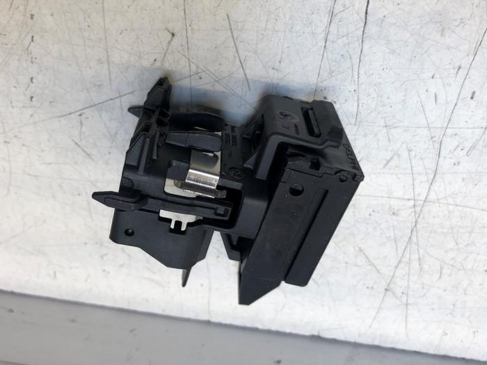 Immobiliser module Volvo V40 1.5 T3 16V Geartronic - AH4N15607AE