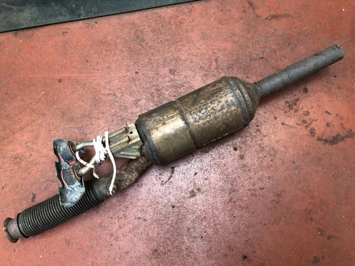 Usagé Catalyseur Peugeot 407 SW (6E) 1.8 16V Prix sur demande proposé par N Kossen Autorecycling BV