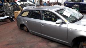 Turbo van een Audi A6 2005
