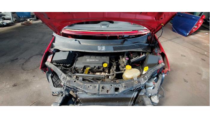 Katalysator van een Opel Corsa D 1.4 16V Twinport 2011