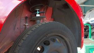 Usagé Barre amortisseur avant droit Toyota Aygo (B40) 1.0 12V VVT-i Prix sur demande proposé par N Kossen Autorecycling BV