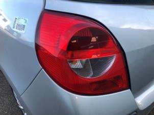 Used Taillight, left Renault Clio III (BR/CR) 1.4 16V Price on request offered by N Kossen Autorecycling BV