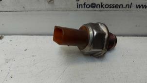 Usados Sensor de presión de combustible Seat Alhambra (7N) 2.0 TDI 16V Precio de solicitud ofrecido por N Kossen Autorecycling BV