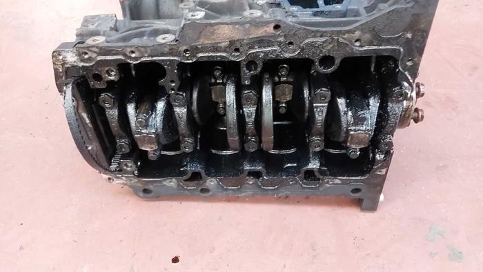Używane Wal korbowy Volkswagen Caddy Cena na żądanie oferowane przez N Kossen Autorecycling BV