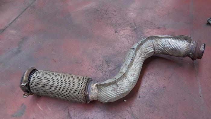 Used Exhaust front section Peugeot Partner (GC/GF/GG/GJ/GK) 1.6 BlueHDI 75 Price on request offered by N Kossen Autorecycling BV