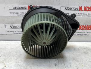 Usados Motor de ventilador de calefactor Volkswagen Passat Precio de solicitud ofrecido por N Kossen Autorecycling BV