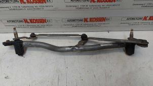 Used Wiper mechanism Fiat Croma (194) 2.2 MPI 16V Price on request offered by N Kossen Autorecycling BV