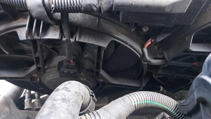 Używane Wentylator Fiat Croma (194) 2.2 MPI 16V Cena na żądanie oferowane przez N Kossen Autorecycling BV