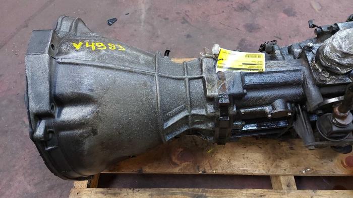 Gebrauchte Getriebe Nissan Terrano II (R20/TR50) 2.4 SE,SLX 12V Preis auf Anfrage angeboten von N Kossen Autorecycling BV