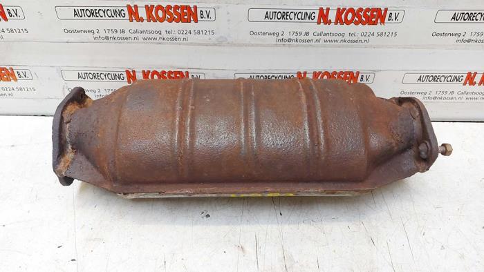 Gebrauchte Katalysator Nissan Terrano II (R20/TR50) 2.4 SE,SLX 12V Preis auf Anfrage angeboten von N Kossen Autorecycling BV