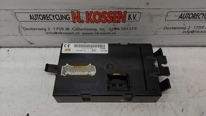Comfort Module Comfort Module Nissan Primastar 1.9 dCi 100 - P8200461556K