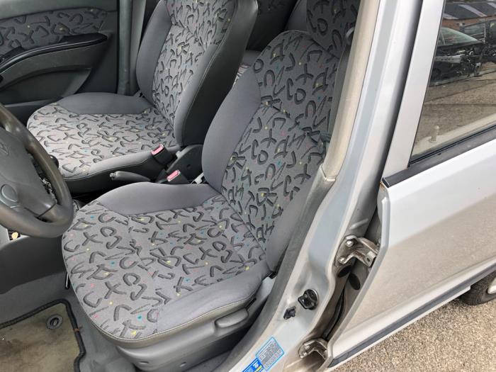 Sitz links Hyundai Atos 1.0 12V - N Kossen Autorecycling BV