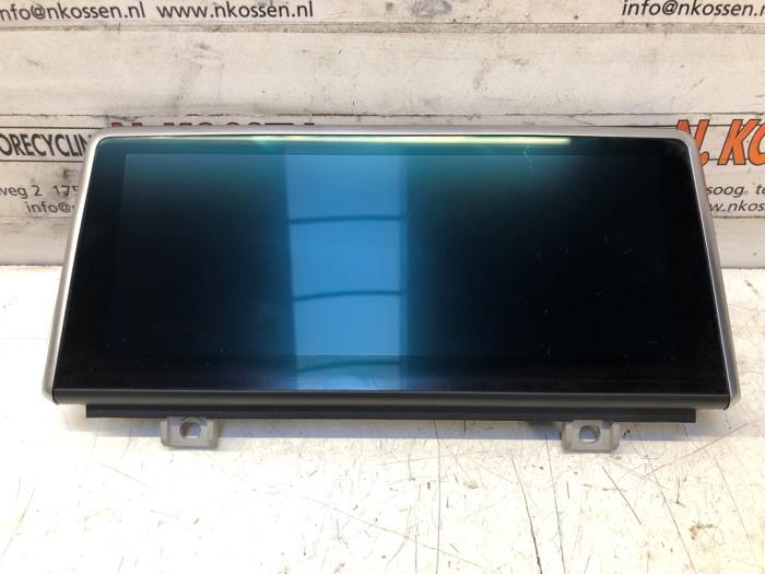 Begagnade Innerdisplay BMW X1 (F48) xDrive 28i 2.0 16V Twin Power Turbo Pris på förfrågan erbjuds av N Kossen Autorecycling BV