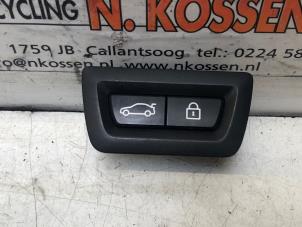 Used Central locking switch BMW X1 (F48) xDrive 28i 2.0 16V Twin Power Turbo Price on request offered by N Kossen Autorecycling BV