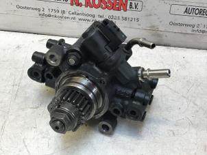 Used Diesel pump Nissan Navara Price on request offered by N Kossen Autorecycling BV