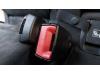 Insertion ceinture de sécurité arrière gauche d'un BMW X1 (F48) xDrive 28i 2.0 16V Twin Power Turbo 2016
