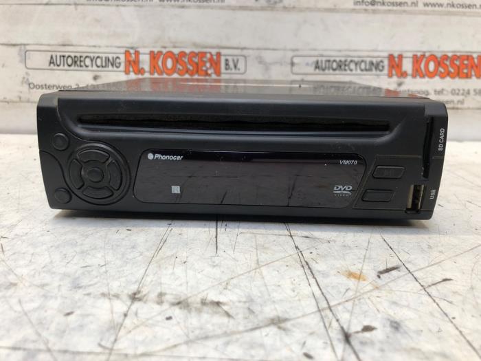 Używane Odtwarzacz DVD BMW X5 (E53) 3.0d 24V Cena na żądanie oferowane przez N Kossen Autorecycling BV
