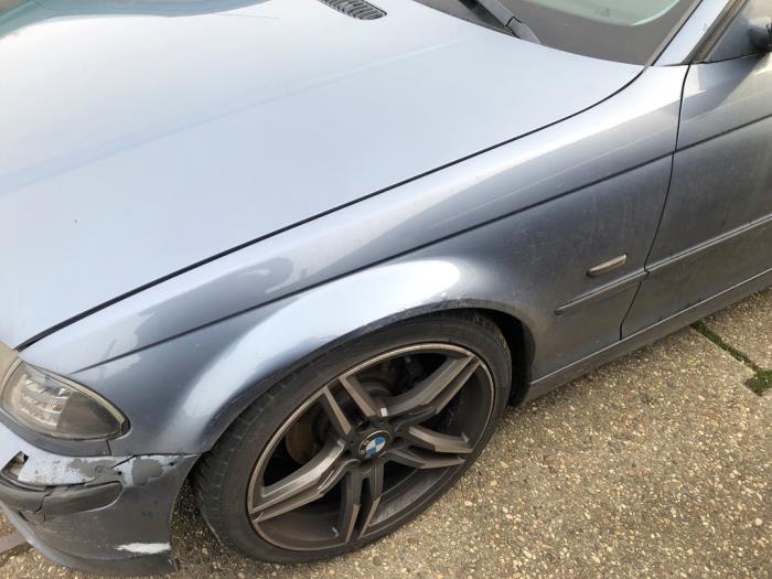 Kotflügel links vorne BMW 3 serie 318i 372