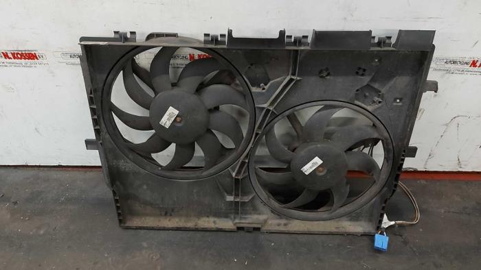 Używane Wentylator Peugeot Boxer (U9) 2.2 HDi 120 Euro 4 Cena na żądanie oferowane przez N Kossen Autorecycling BV