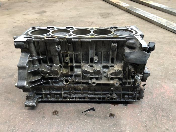 Gebrauchte Motor Unterblock Volvo V70 (GW/LW/LZ) 2.4 XC T 20V 4x4 Preis auf Anfrage angeboten von N Kossen Autorecycling BV