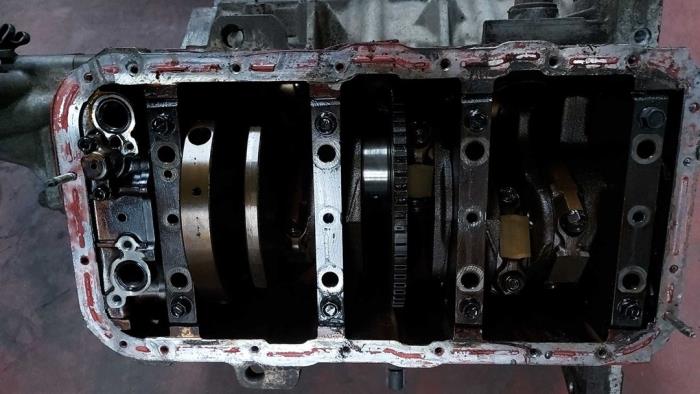 Gebrauchte Kurbelwelle Opel Frontera (6B) 3.2 V6 24V Preis auf Anfrage angeboten von N Kossen Autorecycling BV