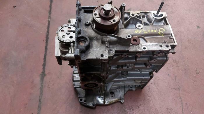Usagé Vilebrequin Peugeot 206 (2A/C/H/J/S) 1.4 XR,XS,XT,Gentry Prix sur demande proposé par N Kossen Autorecycling BV