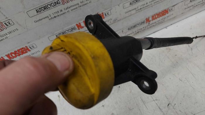 Gebrauchte Ölmessstab Renault Megane Preis auf Anfrage angeboten von N Kossen Autorecycling BV