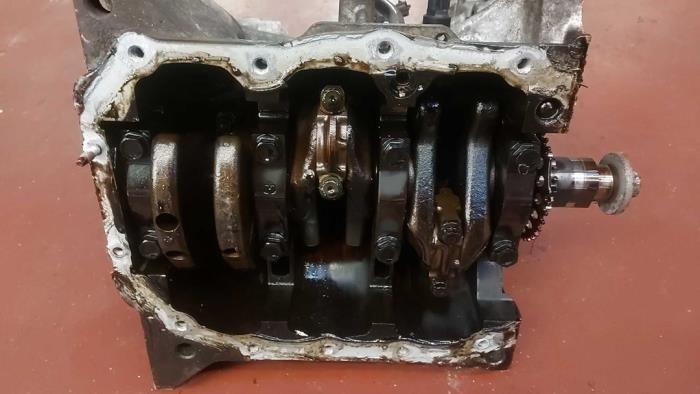 Używane Wal korbowy Citroen C1 1.0 12V Cena na żądanie oferowane przez N Kossen Autorecycling BV