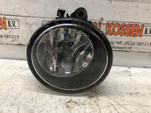 Used Fog light, front right BMW X1 (F48) xDrive 28i 2.0 16V Twin Power Turbo Price on request offered by N Kossen Autorecycling BV