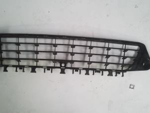 Used Grille Opel Signum (F48) 2.2 direct 16V Price on request offered by N Kossen Autorecycling BV