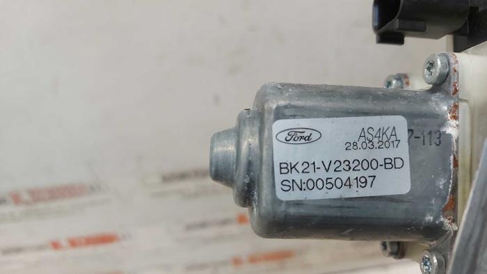 Usados Motor de ventanilla de puerta Ford Transit Custom 2.0 TDCi 16V Eco Blue 130 Precio de solicitud ofrecido por N Kossen Autorecycling BV