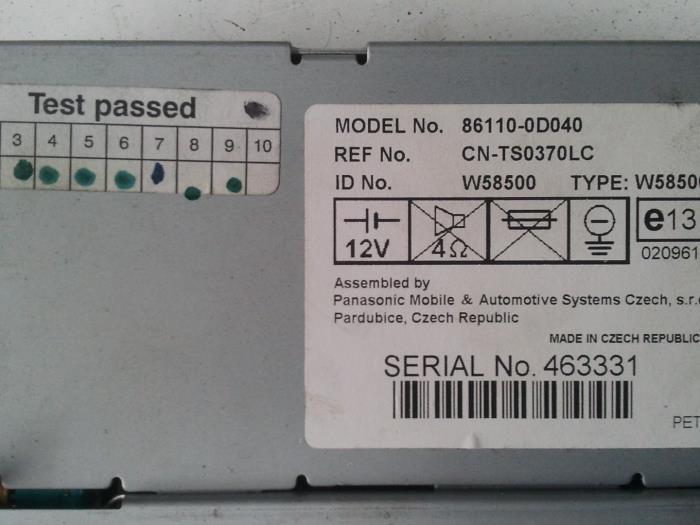 Begagnade Innerdisplay Toyota Yaris (P1) 1.3 16V VVT-i Pris på förfrågan erbjuds av N Kossen Autorecycling BV
