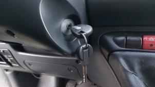Usados Juego de cerraduras Peugeot Expert (224) 1.6 Precio de solicitud ofrecido por N Kossen Autorecycling BV