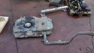 Usagé Réservoir de carburant Citroen Jumpy (G9) 1.6 HDI 16V Prix sur demande proposé par N Kossen Autorecycling BV