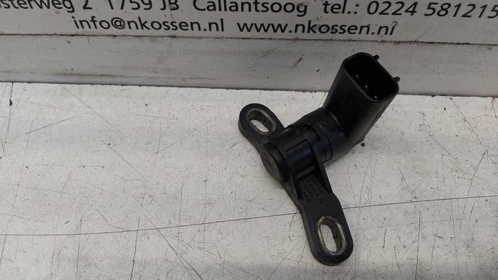 Begagnade Vevaxelsensor Landrover Freelander II 2.0 Si4 16V Pris på förfrågan erbjuds av N Kossen Autorecycling BV