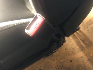 Used Front seatbelt buckle, right Ford Ranger 2.2 TDCi 16V Price on request offered by N Kossen Autorecycling BV
