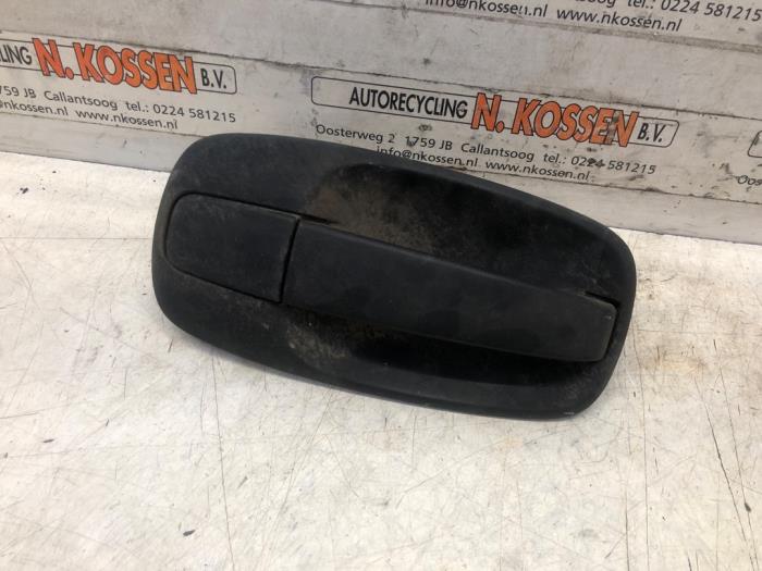 Minibus/van rear door handle Opel Vivaro 91168524