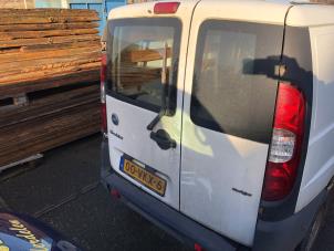 Używane Tylne drzwi samochodu dostawczego Fiat Doblo Cena na żądanie oferowane przez N Kossen Autorecycling BV