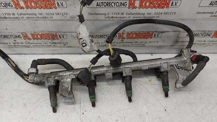 Usagé Système d'injection Ford Focus 1 1.6 16V Prix sur demande proposé par N Kossen Autorecycling BV