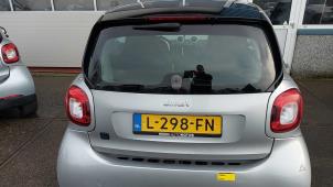 Used Rear window Smart Fortwo Coupé (453.3) Electric Drive Price on request offered by N Kossen Autorecycling BV
