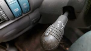 Usagé Commutateur feu clignotant Renault Twingo (C06) 1.2 Prix sur demande proposé par N Kossen Autorecycling BV