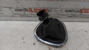 Used Gear stick cover Opel Vivaro Price on request offered by N Kossen Autorecycling BV
