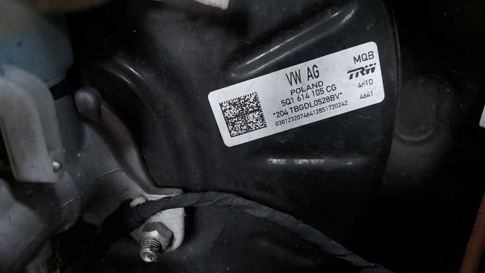 Usagé Servo frein Volkswagen Golf VII (AUA) 1.0 TSI 12V Prix sur demande proposé par N Kossen Autorecycling BV