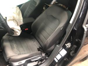 Gebrauchte Sitz links Volkswagen Golf VII (AUA) 1.0 TSI 12V Preis auf Anfrage angeboten von N Kossen Autorecycling BV