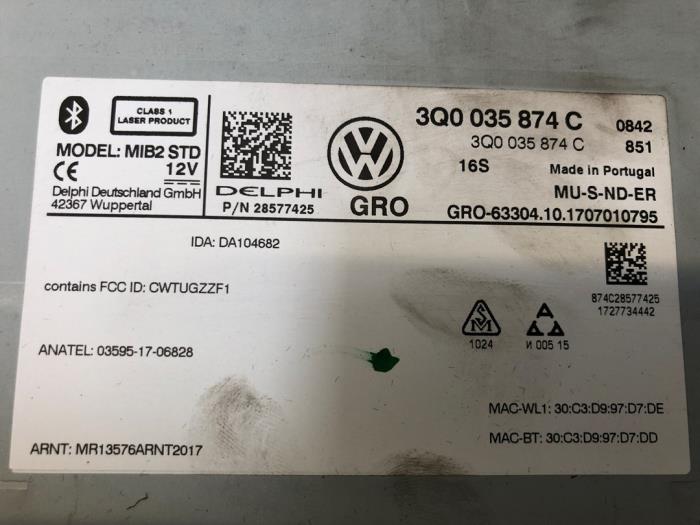 CD Spieler van een Volkswagen Golf VII (AUA) 1.0 TSI 12V 2018
