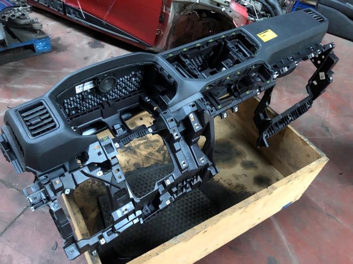 Używane Panel MAN TGE 2.0 TDI Cena na żądanie oferowane przez N Kossen Autorecycling BV